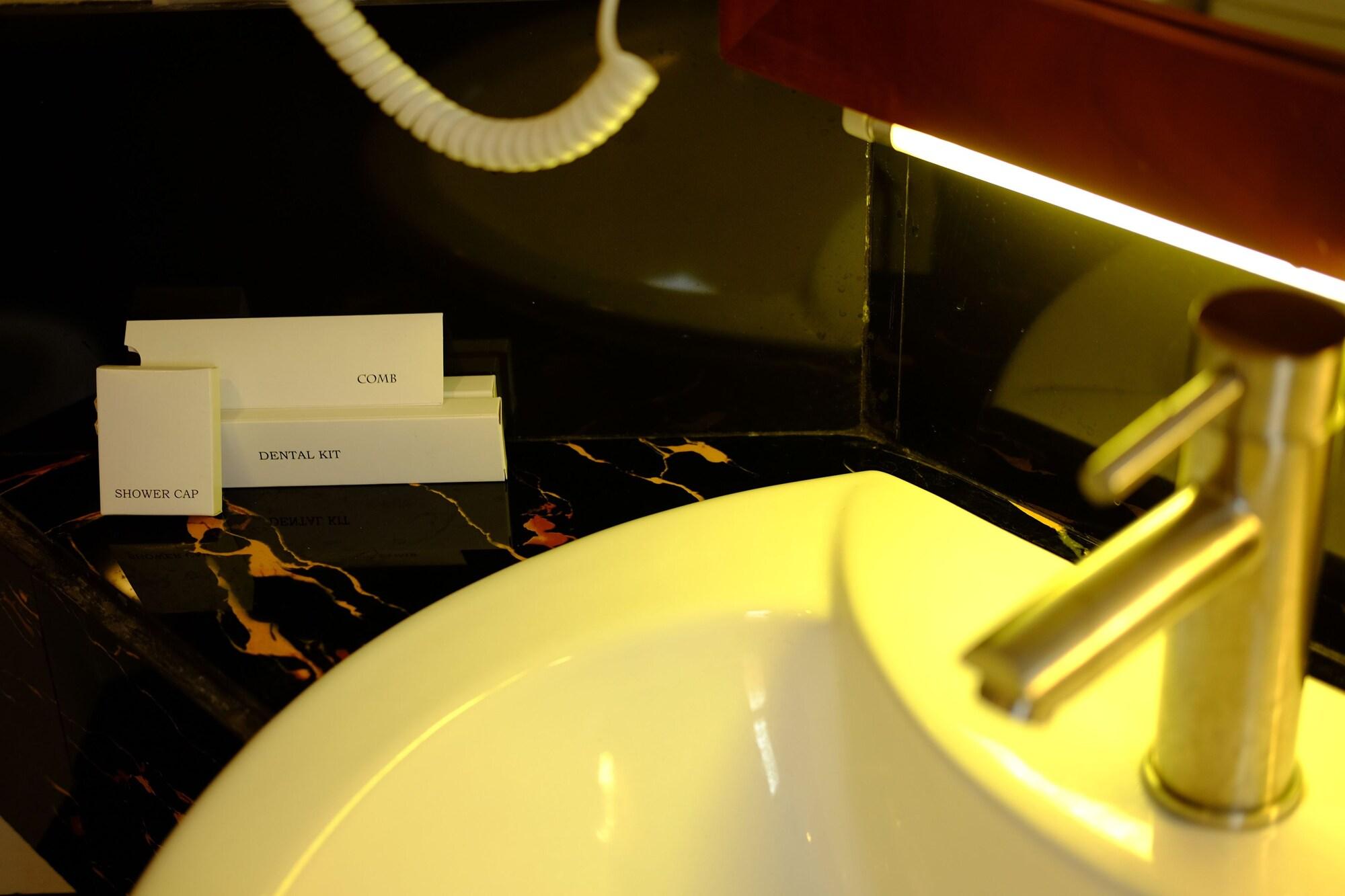 Sari Hotel 3*