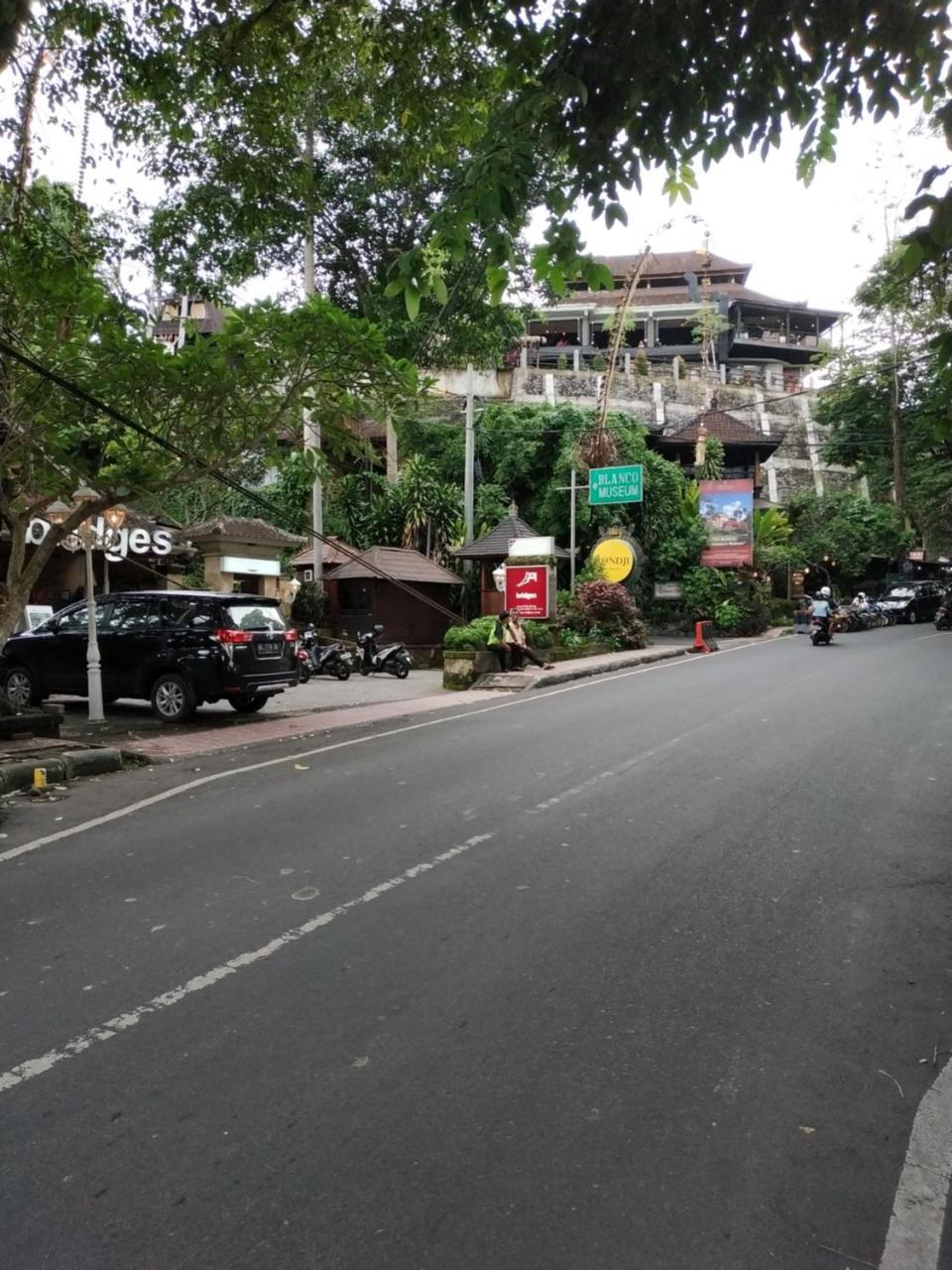 Sari Hotel